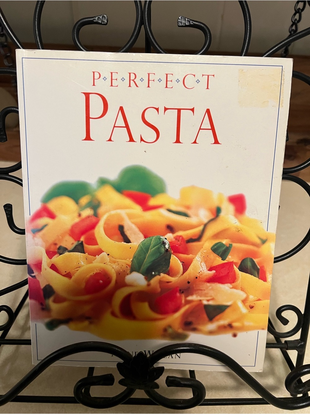 Vintage 1997 Perfect Pasta Cookbook - Anne Willan DK